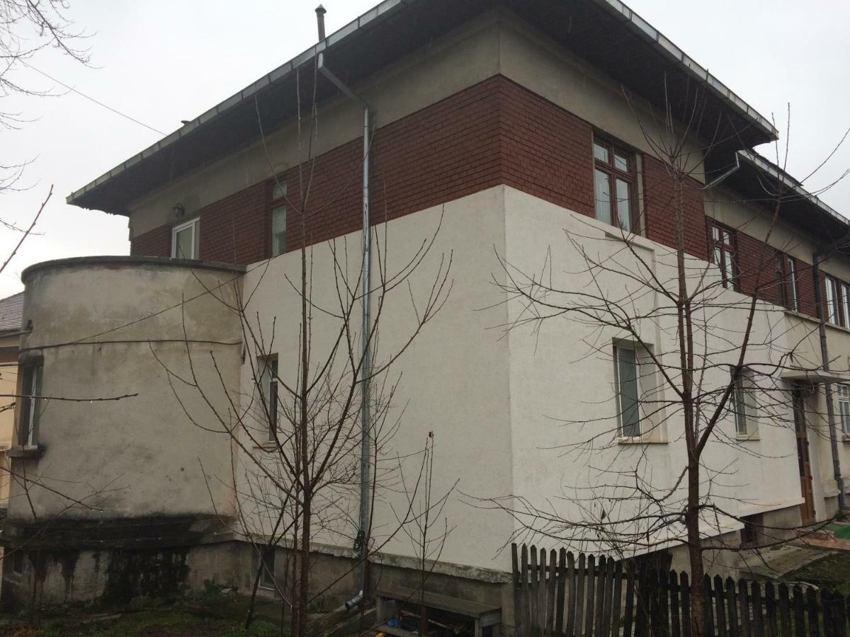 Garsoniera Mandrilor Apartment Slănic Exterior foto
